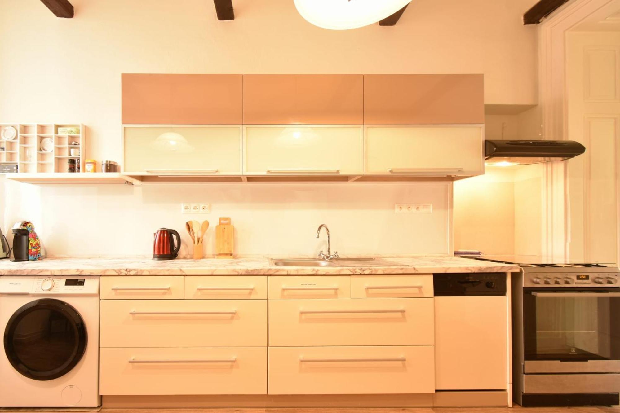 Karlsbad Promenade Apartment Екстер'єр фото